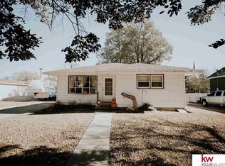 514 2nd St, Deshler, NE 68340