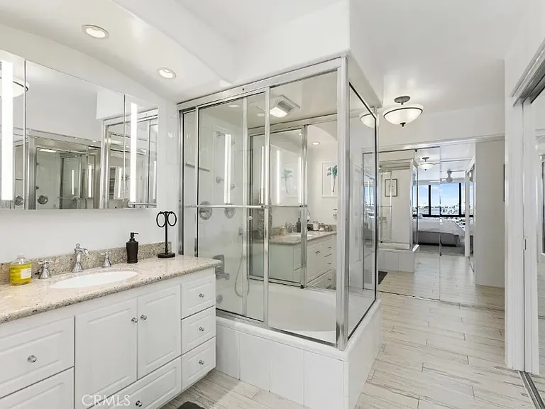 601 Lido Park Dr #2E — Photo 13