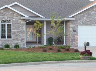 4066 Cattail Ct, Grand Chute, WI 54913