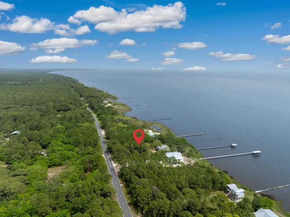 2630 Highway 98 E, Lanark, FL 32322