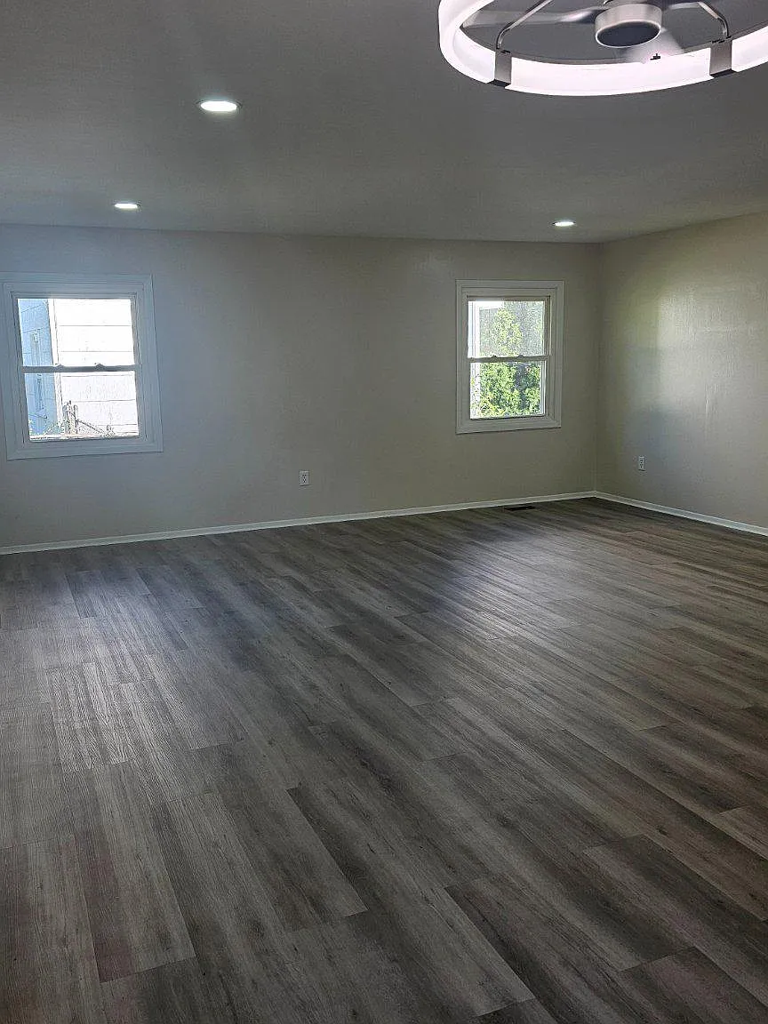 4 bed, 3.0 bath, 2018 sqft, $3,400 — Photo 4
