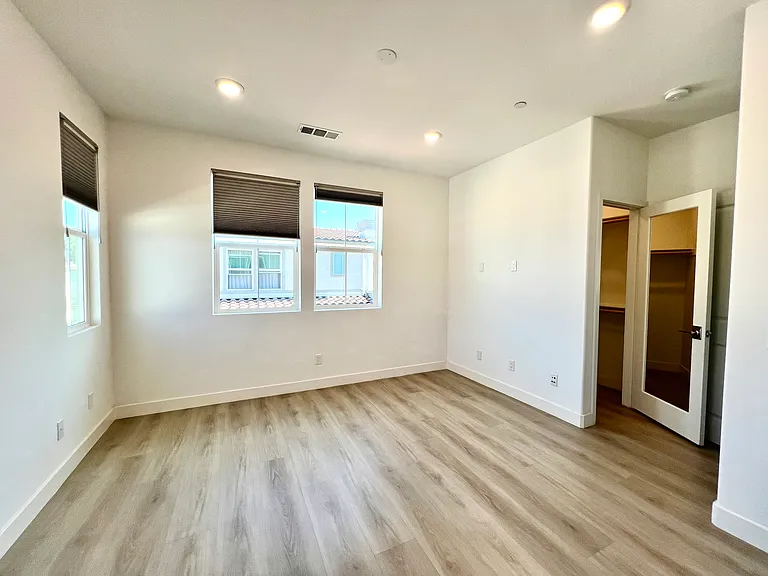 1523 Saint Simon Cir #A — Photo 13