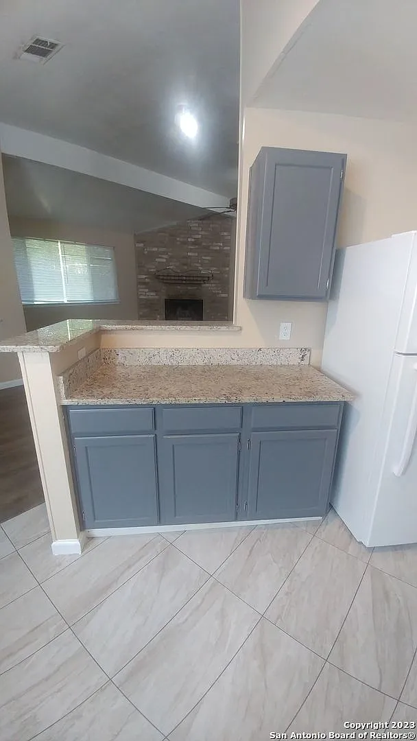2 bed, 1262 sqft, $1,450 — Photo 4