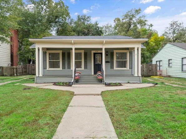 1719 Maplewood Ave, Corsicana, TX 75110