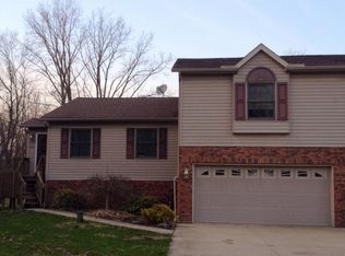 1651 Discovery Rd, North Canton, OH 44720