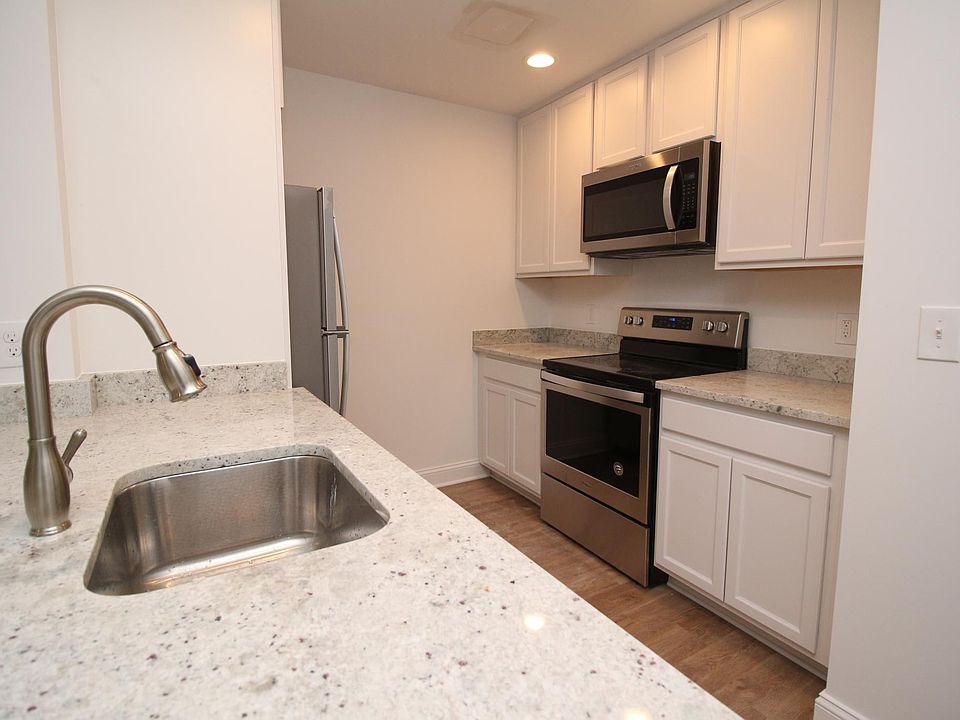 1st image of 28 Lafayette Ave #A