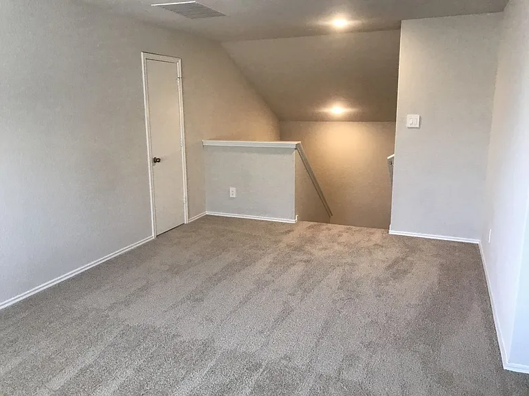 901 Nodding Nixie — Photo 19