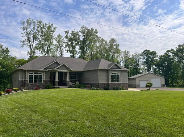 4264 W Benjamin Rd, Perry, MI 48872