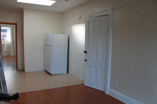 1st image of 112 Hancock St #3