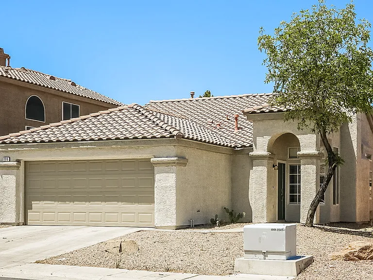 1916 Fossil Butte Way — Photo 3