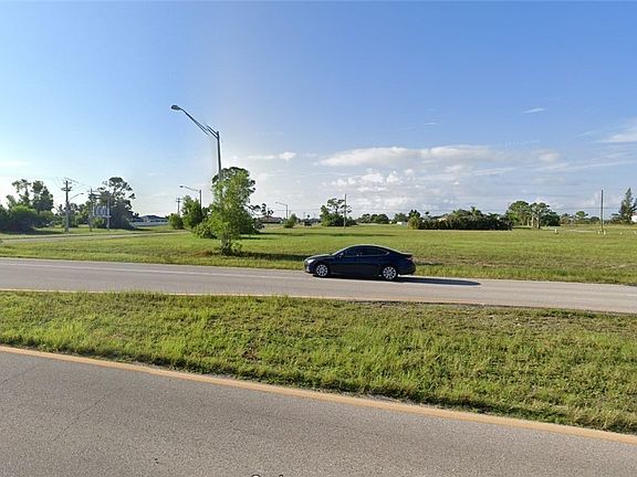 3rd image of 1604 Diplomat Pkwy W