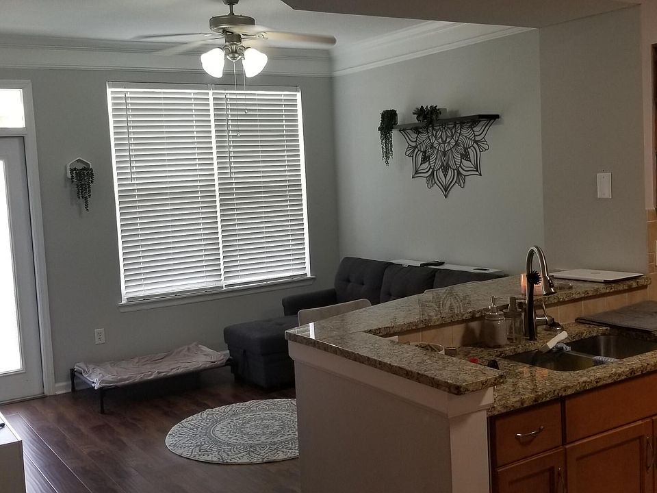 1st image of 10435 MIDTOWN Parkway #459