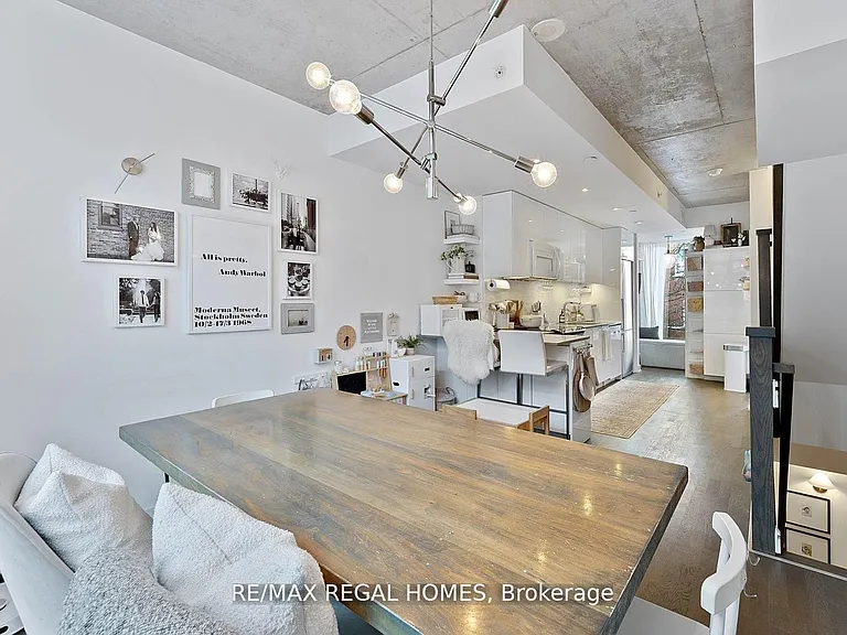 1238 Dundas St E #Townhouse 110 — Photo 10