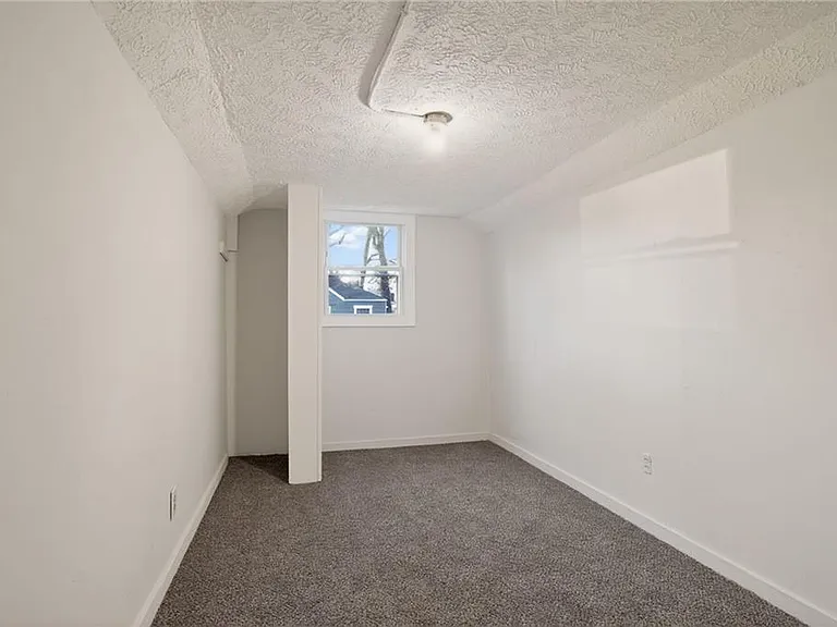1439 Westboro Dr SW — Photo 14