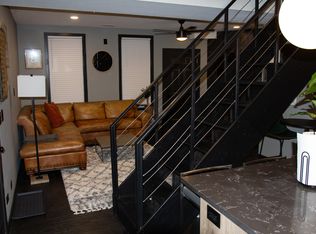 1363 W Crystal St #1F, Chicago, IL 60642
