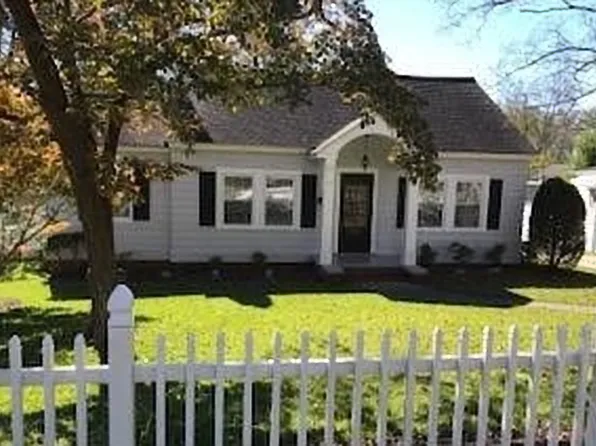 208 Jefferson St, Whiteville, NC 28472