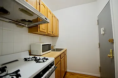 Rented by Nolita Group