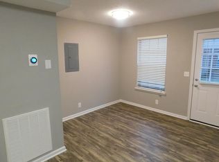 2314 Raleigh Ct APT 3, Clarksville, TN 37043