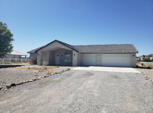 910 Boyd Cir, Pahrump, NV 89060