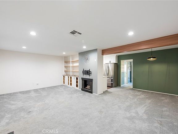 3rd image of 497 El Molino Ave #205