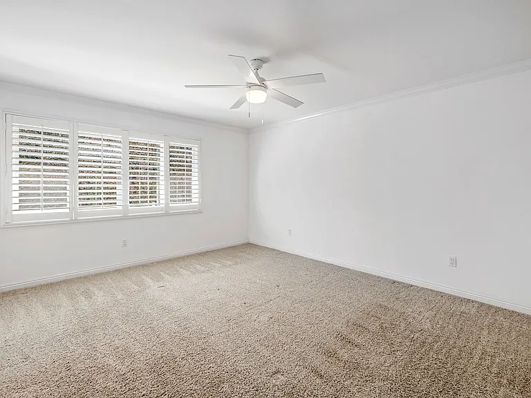 23125 Adolph Ave — Photo 36