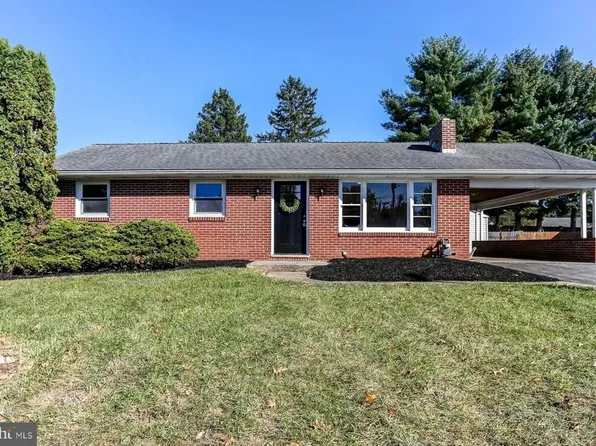 2360 Sycamore Rd, York, PA 17408