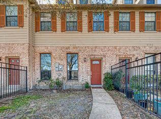 9104 Lakes At 610 Dr, Houston, TX 77054