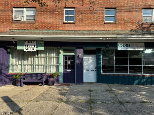 1737 E 2nd St, Scotch Plains, NJ 07076