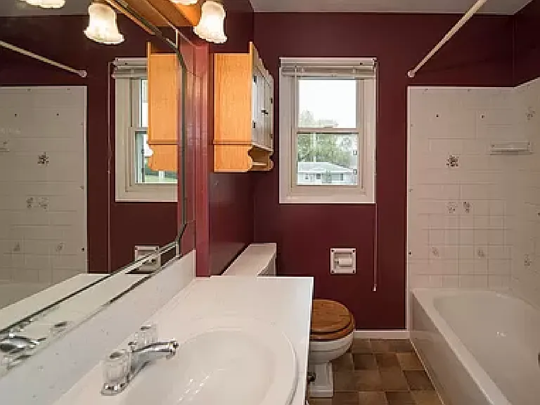 8120 Burdette St — Photo 12