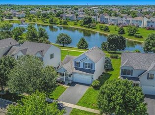 1615 Daylily Dr, Romeoville, IL 60446