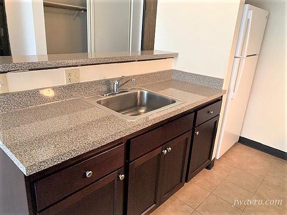 3rd image of 2085 Bush St APT 601