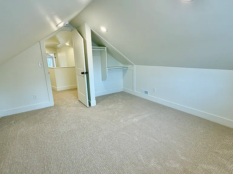 145 N Byron Ave #A — Photo 29