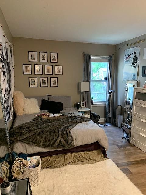 Upstairs bedroom #1