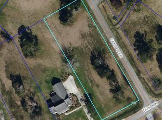 6035 Dolphin Rd, Oriental, NC 28571