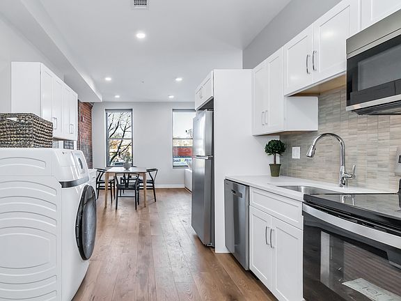 3rd image of 200 Merrimack St #305