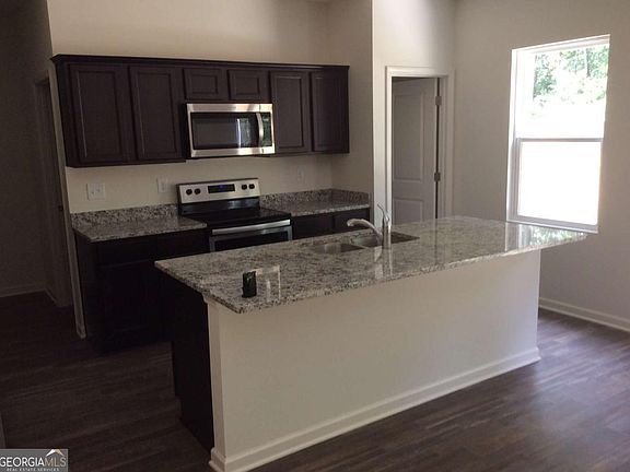 4th image of 7288 Emma Ct