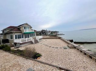 4135 Camp Mineola Rd, Mattituck, NY 11952