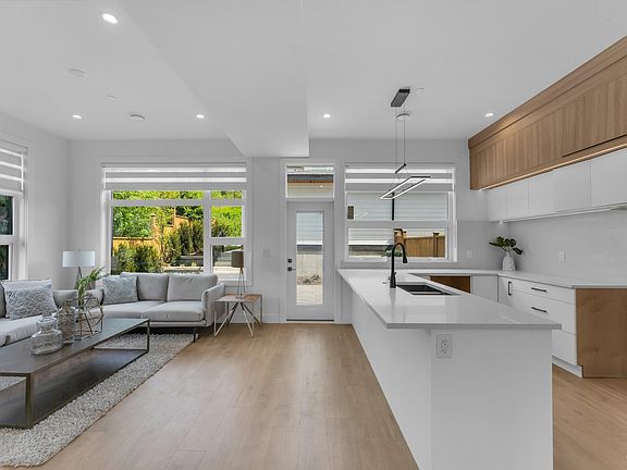 3rd image of 13634 232nd St
