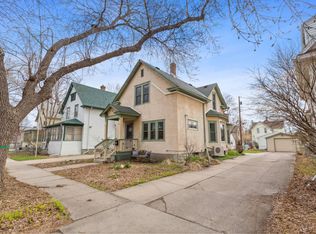 368 Osceola Ave S, Saint Paul, MN 55102