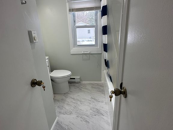 2nd image of 211 Kent Rd APT D