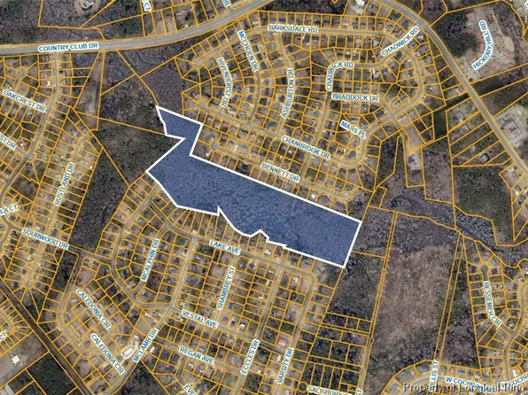 Lake Ave, Fayetteville, NC 28301