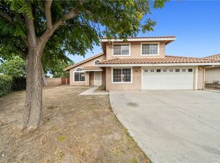 802 Windsong Ln, San Jacinto, CA 92582