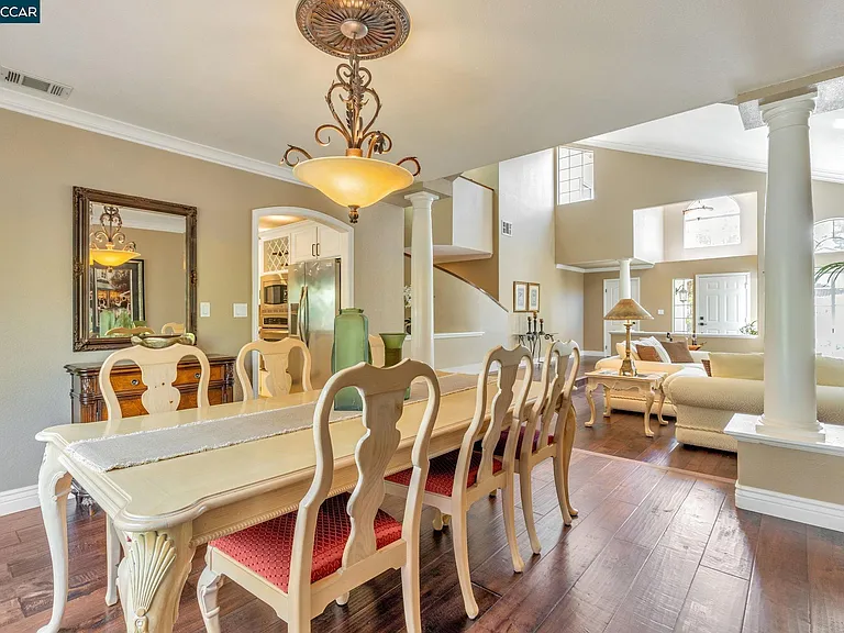 668 Sun Tree Ct — Photo 23