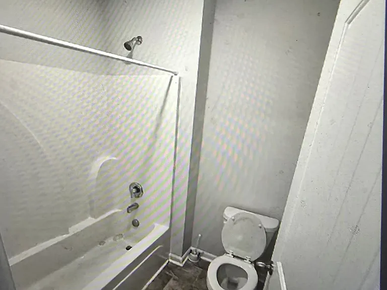 Bathroom 2 (Upstairs)