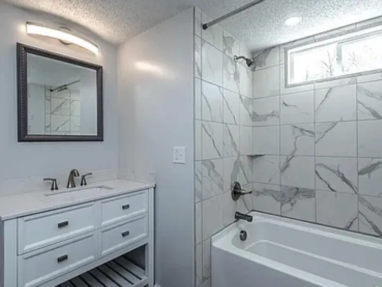 2770 Twin Meadow Dr — Photo 2