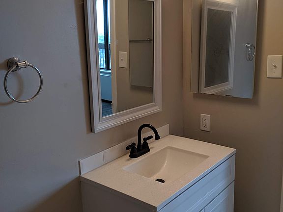 4th image of 3701 S George Mason Dr Unit 1901N