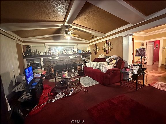 4th image of 1539 W 104th St
