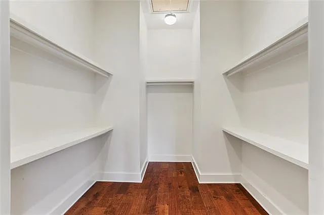 1402 Alvar St — Photo 13