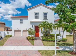 9463 SW 170th Psge, Miami, FL 33196