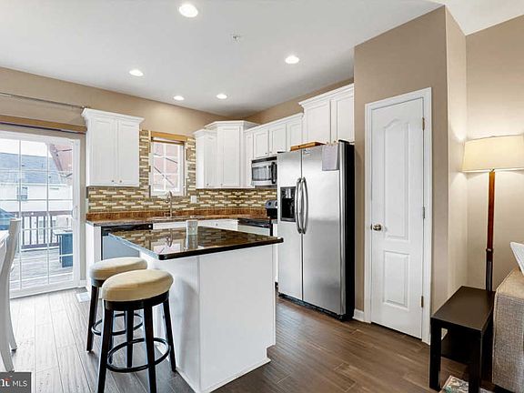 5th image of 7691 Timbercross Ln